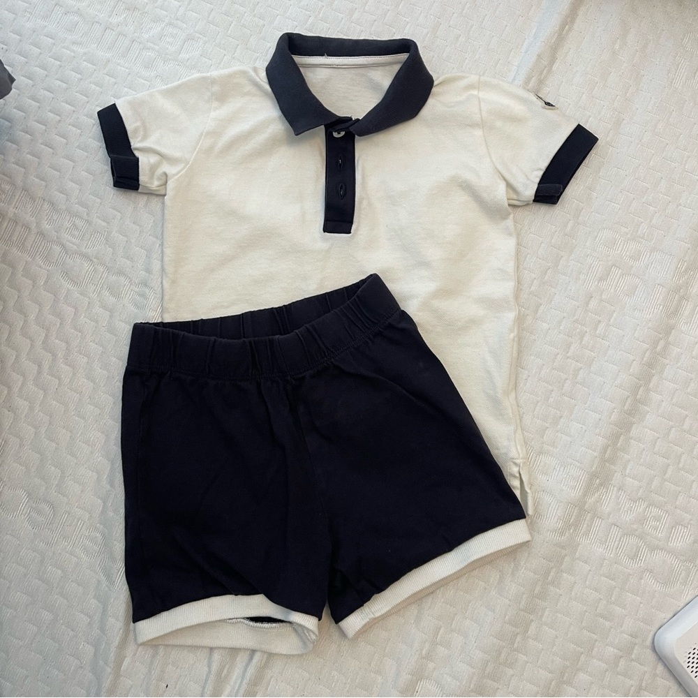 Moncler polo/shorts set 2T